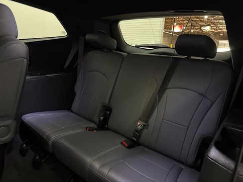 Used 2024 Buick Enclave Premium image 55