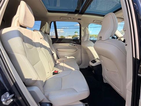 Used 2019 Volvo XC90 T6 Momentum w/ Protection Package Premier AWD/4WD image 41