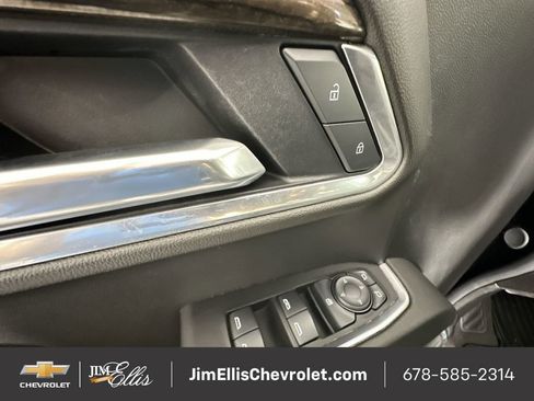 Certified 2025 Chevrolet Silverado 1500 LT image 24
