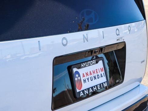 New 2026 Hyundai Ioniq 9 Calligraphy w/ Tow & Go Package image 10