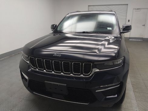Used 2023 Jeep Grand Cherokee Limited AWD/4WD image 15