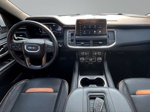 Used 2022 GMC Yukon XL AT4 AWD/4WD image 9