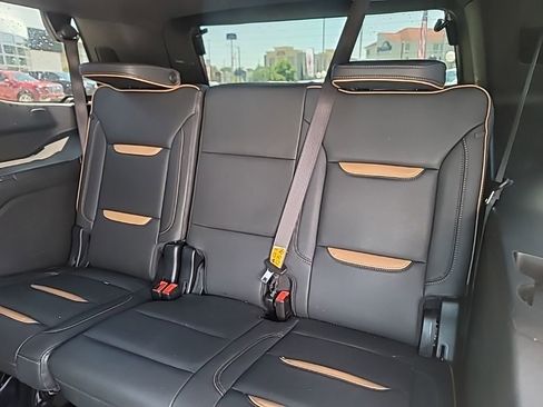 Used 2024 GMC Yukon AT4 w/ AT4 Premium Package AWD/4WD image 14