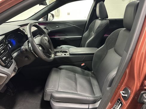 Certified 2025 Lexus RX 350 AWD image 16
