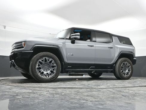 Used 2024 GMC Hummer EV 3X image 50