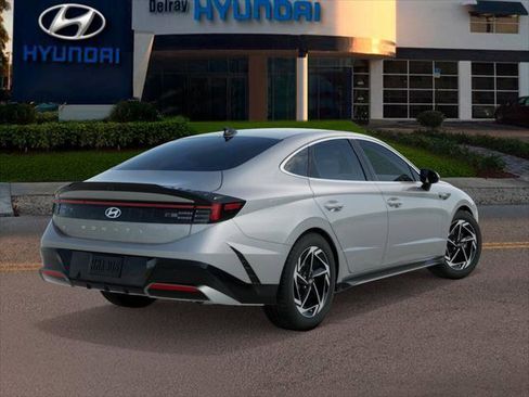 New 2026 Hyundai Sonata SEL image 4