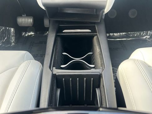 Used 2019 Tesla Model X Long Range image 12