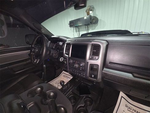 Used 2018 RAM 2500 Power Wagon w/ Leather & Luxury Group image 11