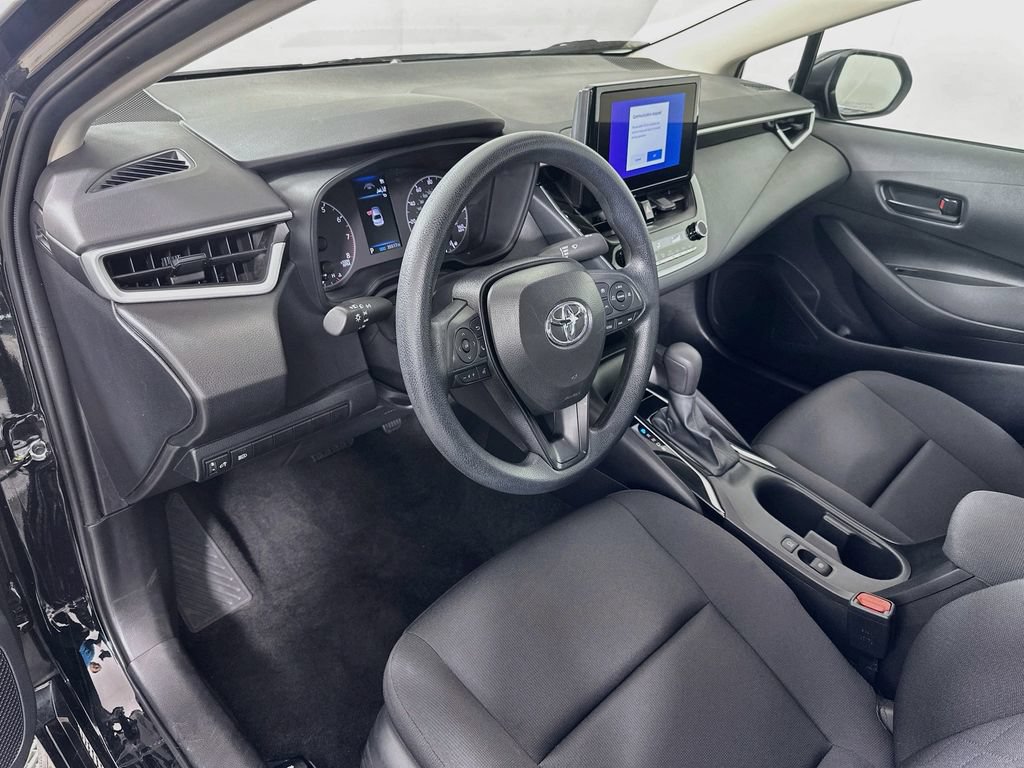 Certified 2025 Toyota Corolla LE FWD image 9