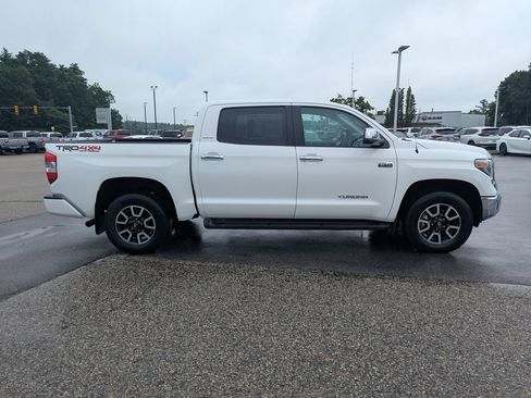 Used 2018 Toyota Tundra Limited w/ Limited Premium Package AWD/4WD image 6