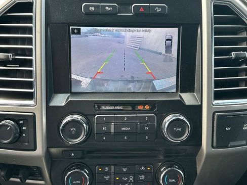 Used 2017 Ford F350 Lariat w/ FX4 Off-Road Package AWD/4WD image 29
