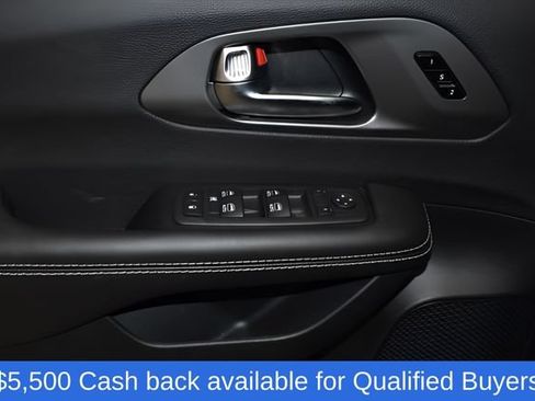 New 2026 Chrysler Pacifica Select w/ S Appearance Package FWD image 30