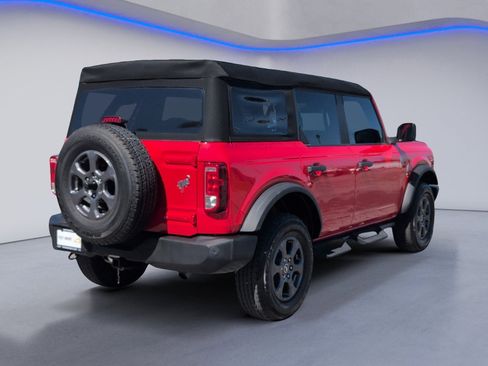 Used 2023 Ford Bronco Big Bend image 3