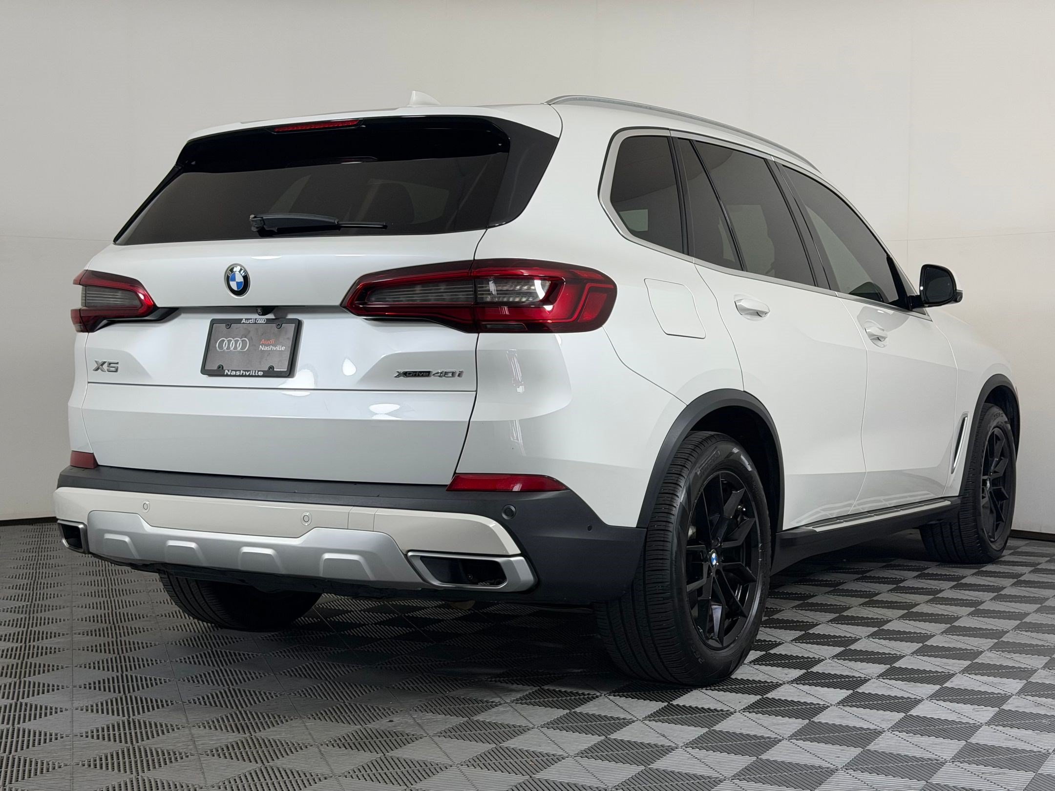 Used 2020 BMW X5 xDrive40i w/ Premium Package AWD/4WD image 9