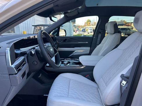 New 2026 Cadillac Escalade IQ Luxury 2 image 11
