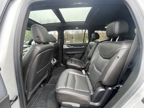 Used 2020 Cadillac XT6 Premium Luxury image 28