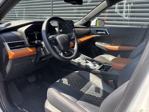 Used 2022 Mitsubishi Outlander SEL FWD image 10