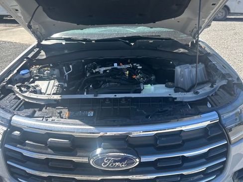 New 2026 Ford Explorer Active w/ Active Comfort Package RWD image 21