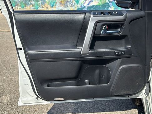 Used 2022 Toyota 4Runner Limited image 8