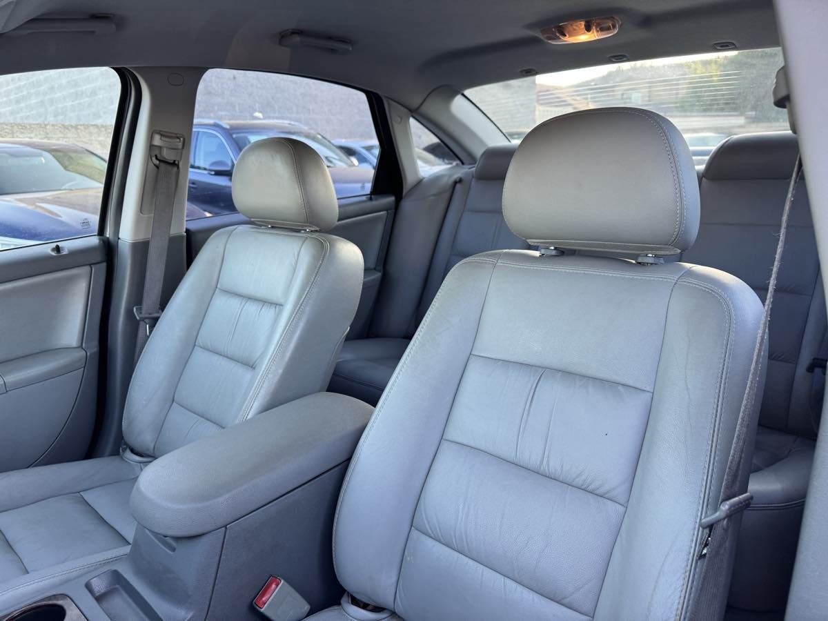 Used 2006 Ford Five Hundred SEL FWD image 34