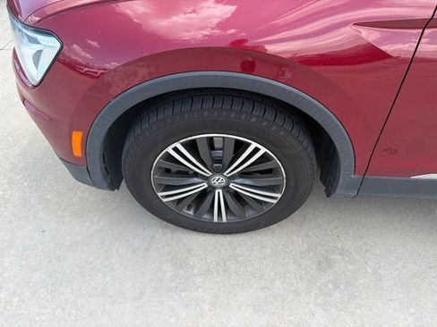Used 2019 Volkswagen Tiguan SEL FWD image 6