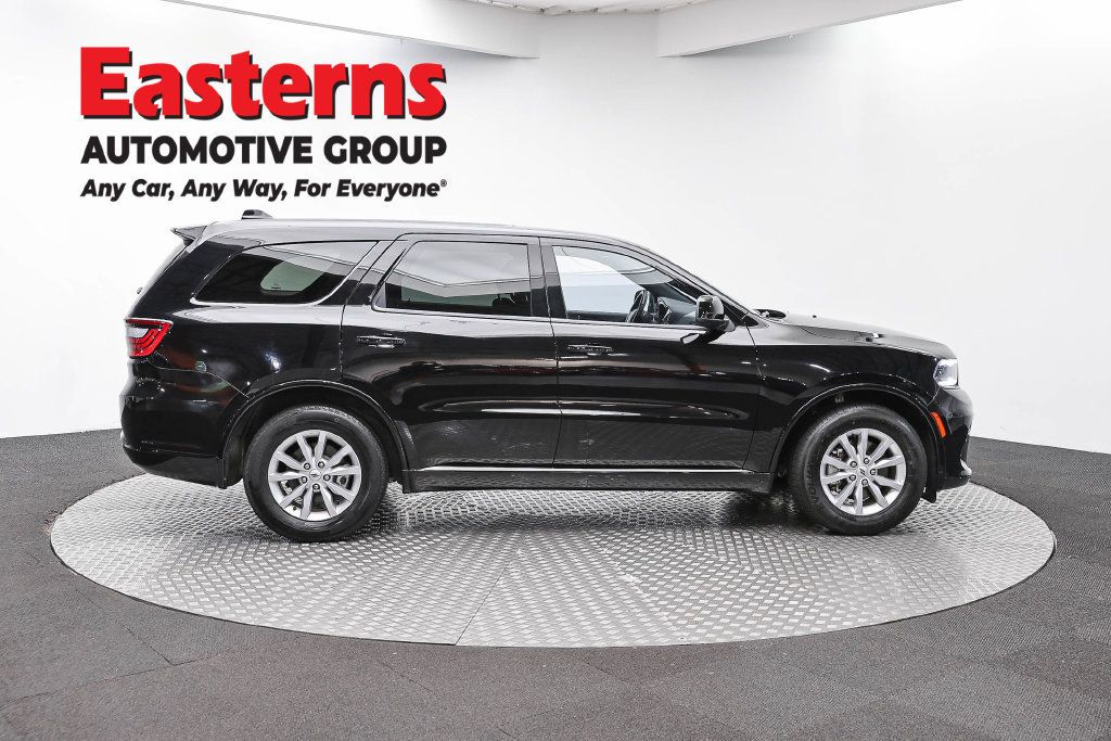 Used 2025 Dodge Durango GT RWD image 4