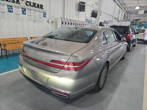 Used 2020 Genesis G90 5.0 Ultimate RWD image 9