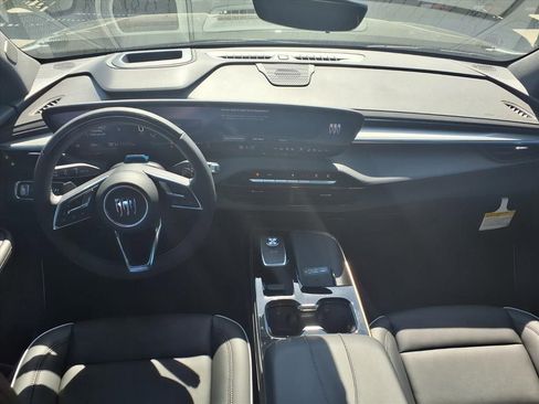 New 2026 Buick Enclave Avenir w/ Super Cruise Package image 3