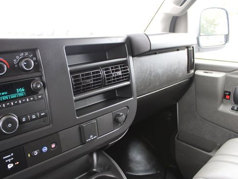 Used 2024 GMC Savana 2500 w/ Driver Convenience Package RWD image 33