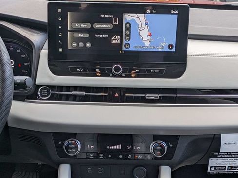New 2026 Mitsubishi Outlander SE FWD image 18
