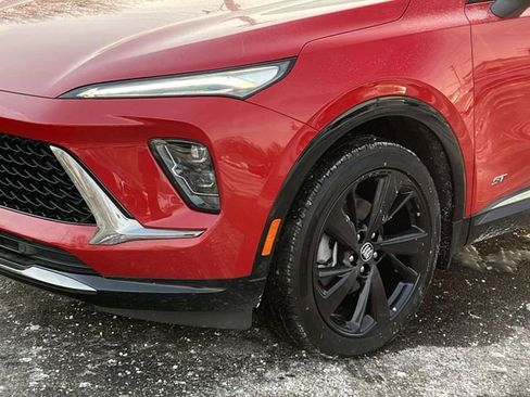 New 2025 Buick Envision Sport Touring image 8