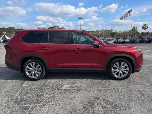 Used 2025 Toyota Grand Highlander AWD Hybrid image 3