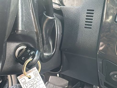 Used 2016 Ford F450 Platinum w/ Platinum Package image 23