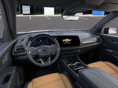 New 2027 Chevrolet Traverse Z71 w/ Enhanced Driving Package AWD/4WD image 15