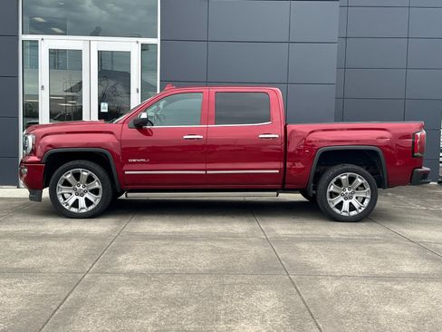 Used 2018 GMC Sierra 1500 Denali w/ Denali Ultimate Package AWD/4WD image 6