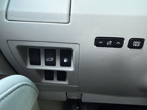 Used 2010 Lexus RX 350 AWD w/ Premium Pkg image 36