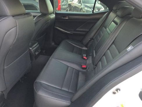 Used 2018 Lexus IS 300 F Sport w/ F Sport Package RWD image 5