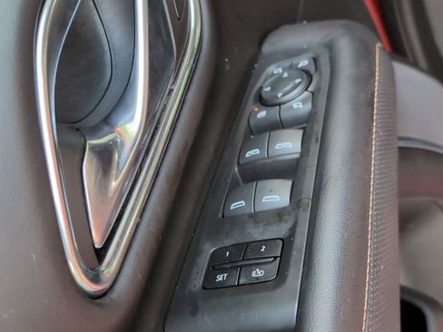 Used 2023 GMC Yukon AT4 AWD/4WD image 18
