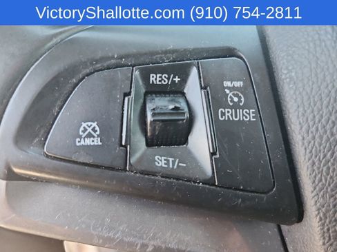 Used 2022 Chevrolet Trax LT w/ Driver Confidence Package AWD/4WD image 10