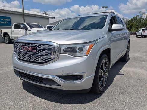 Used 2017 GMC Acadia Denali w/ Technology Package image 8