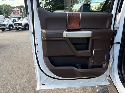 Used 2019 Ford F350 King Ranch w/ King Ranch Ultimate Package AWD/4WD image 42