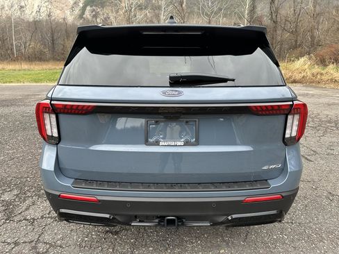 New 2026 Ford Explorer ST-Line w/ ST-Line Street Pack image 7