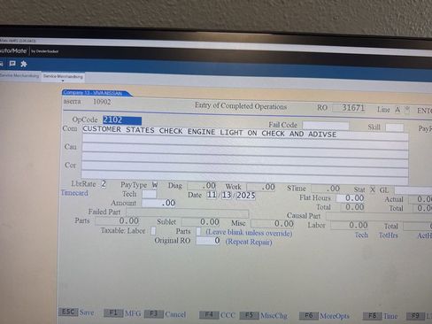 Used 2023 Nissan Kicks SV image 28