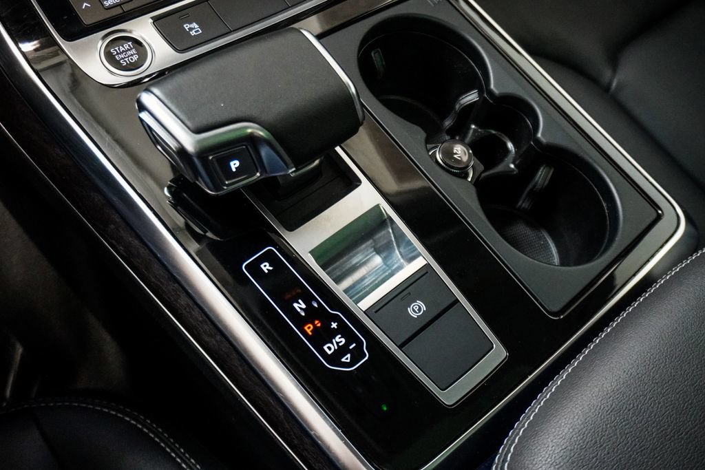Used 2022 Audi Q8 Premium AWD/4WD image 28