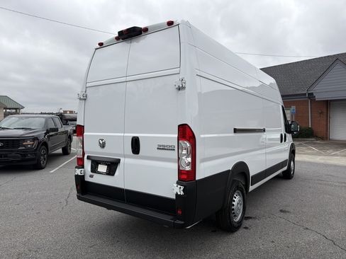 Used 2025 RAM ProMaster 3500 image 5