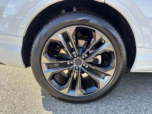 Used 2026 Audi Q7 3.0T Premium Plus image 23