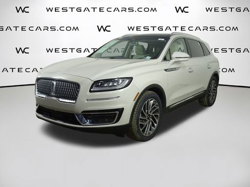 Used 2020 Lincoln Nautilus Reserve image 1