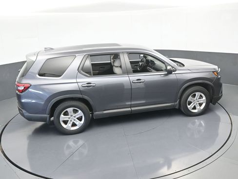 Used 2023 Honda Pilot LX image 51