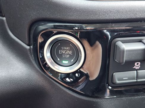 New 2026 Chevrolet Silverado 1500 LT w/ Texas Edition Plus RWD image 19