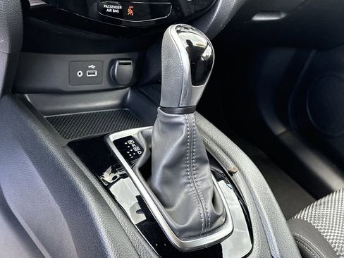 Certified 2019 Nissan Rogue Sport SV FWD image 36